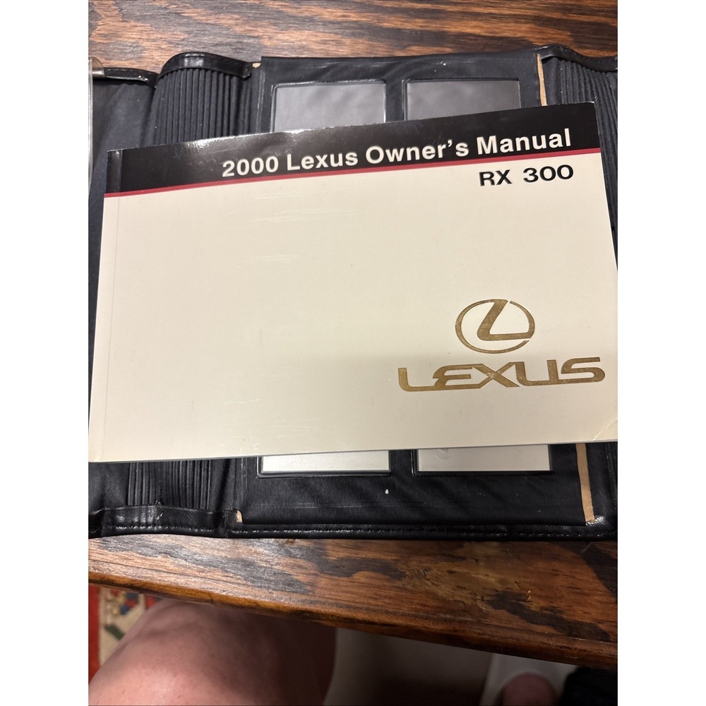 Lexus 2000 Owners manual Exactly 300